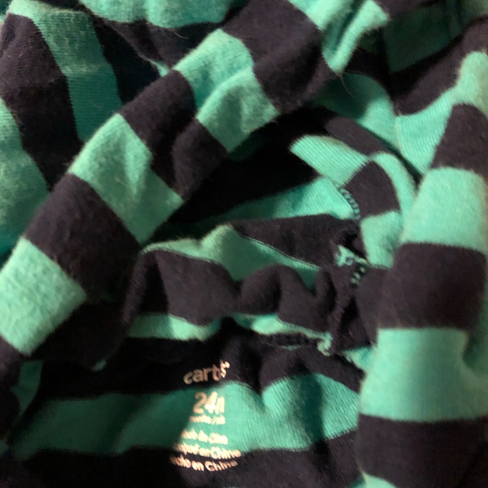 Carter’s Outfit - Picture 2 of 2